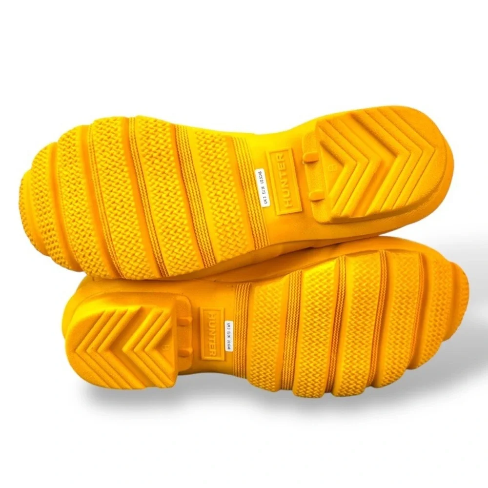 Hunter Kids Yellow Gloss Rain Boots 5 Girl / 4 Boy Classic Waterproof